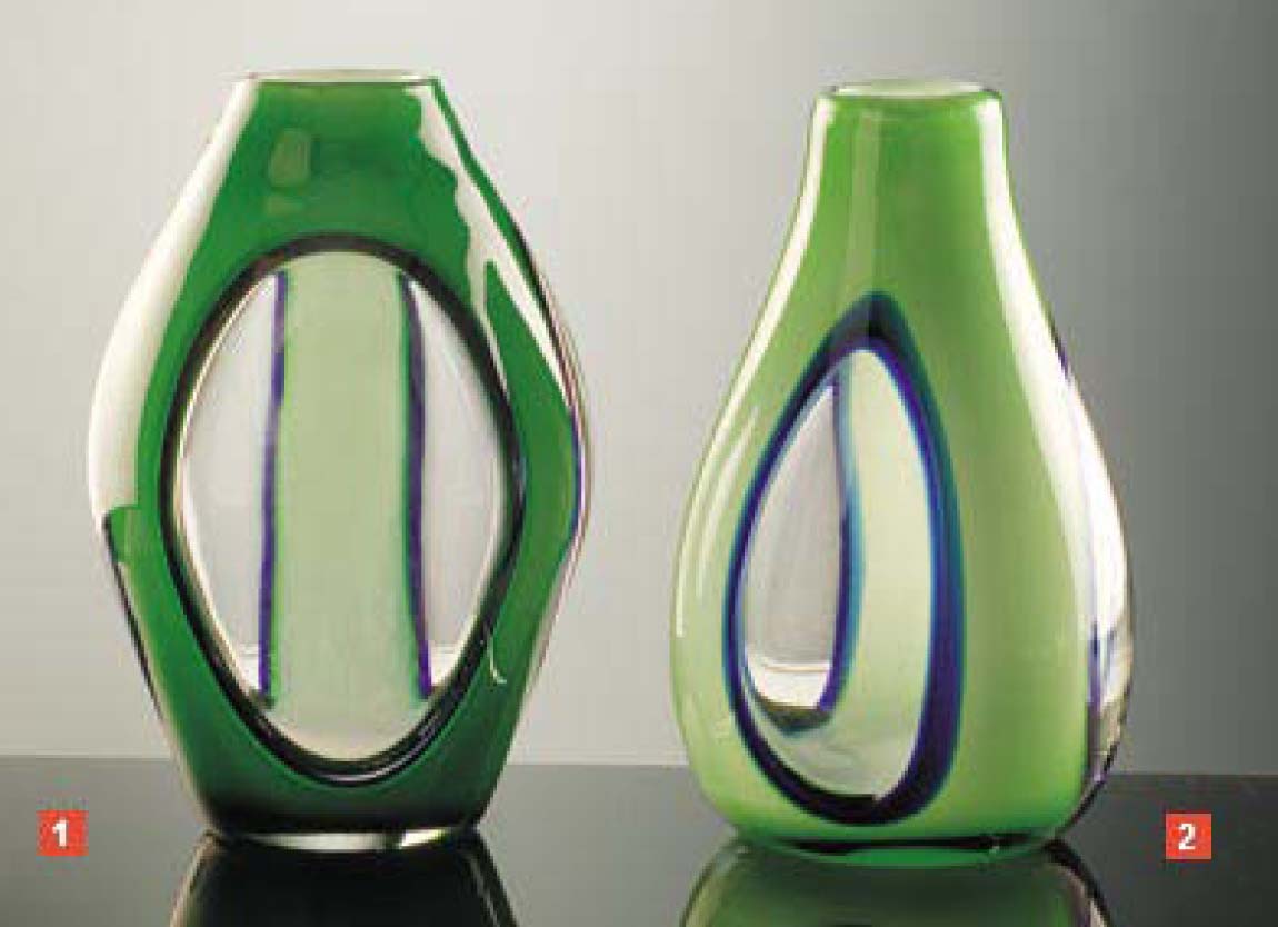 Mundgeblasene Vase mit Kristall-Farbglas
